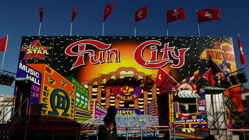 16 12 28 Fun city Vegas
